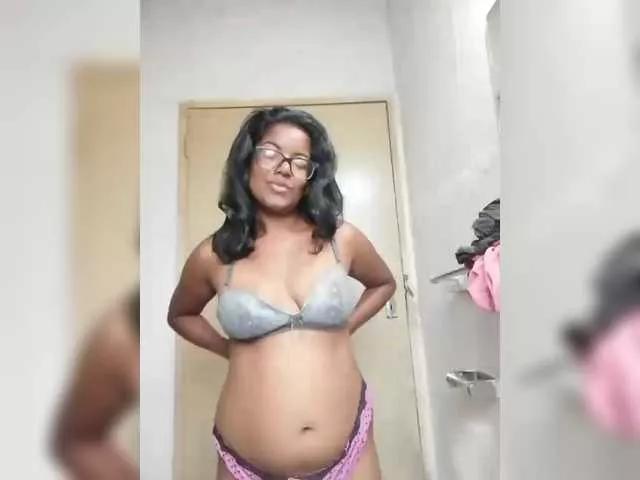 IndianBeaut on BongaCams 