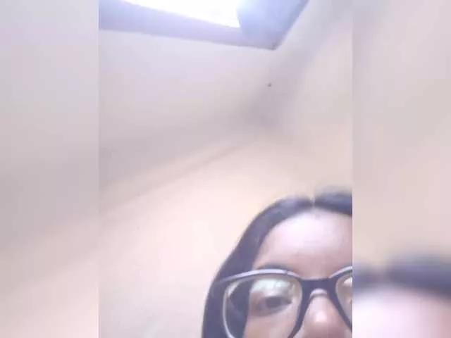 IndianBeaut on BongaCams 