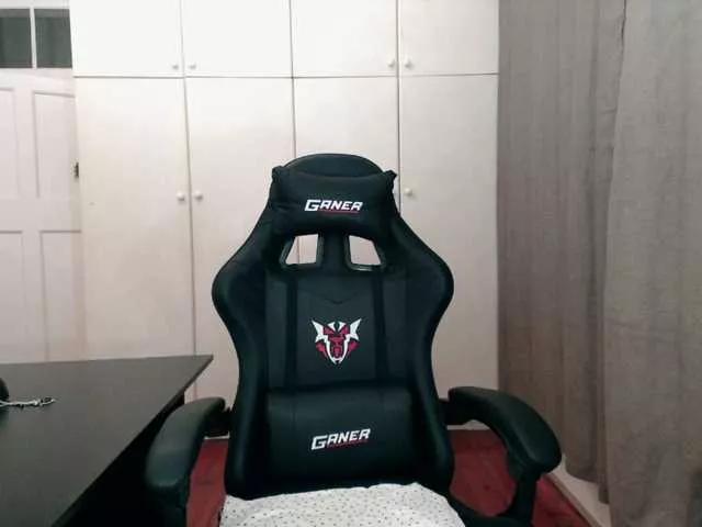 Offline Indianmayaxoxo on BongaCams