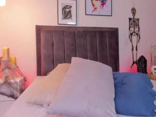 isa-bunny1 on BongaCams 