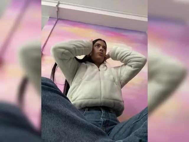 isa-queen on BongaCams 
