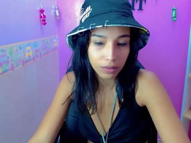 JenniferLop11 on BongaCams 