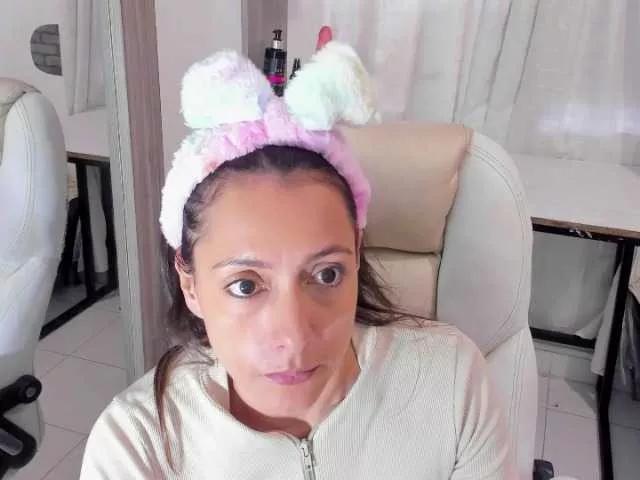 Jessi-27 on BongaCams 