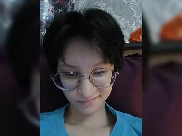 Offline jillari on BongaCams