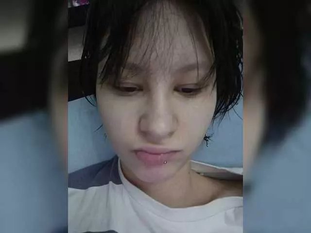 Offline jillari on BongaCams