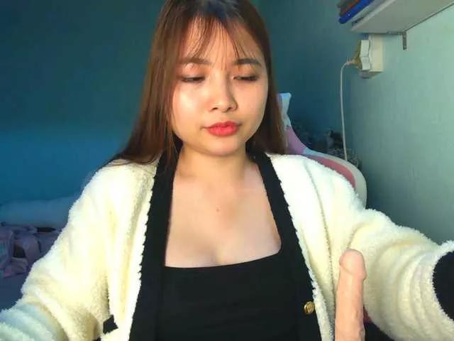 Julia98 on BongaCams 