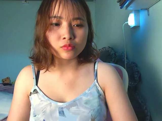Julia98 on BongaCams 