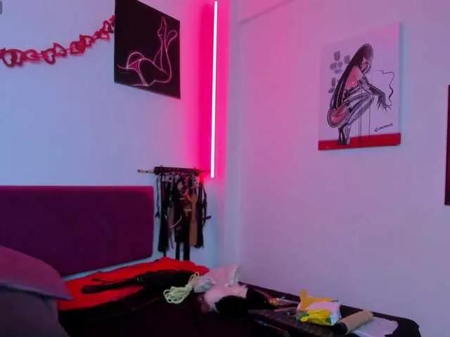 Julieta-Carden on BongaCams 