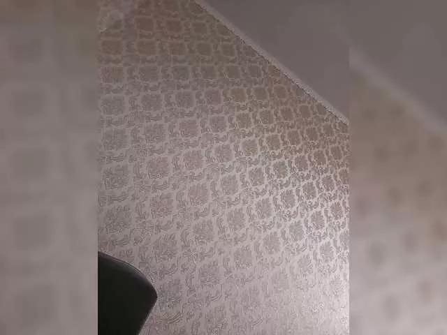 Offline Juliette-13 on BongaCams