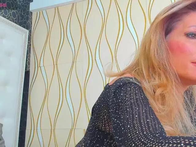 karissia-x on BongaCams 