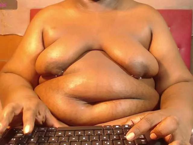 Freechat KARLAFREAKK on BongaCams