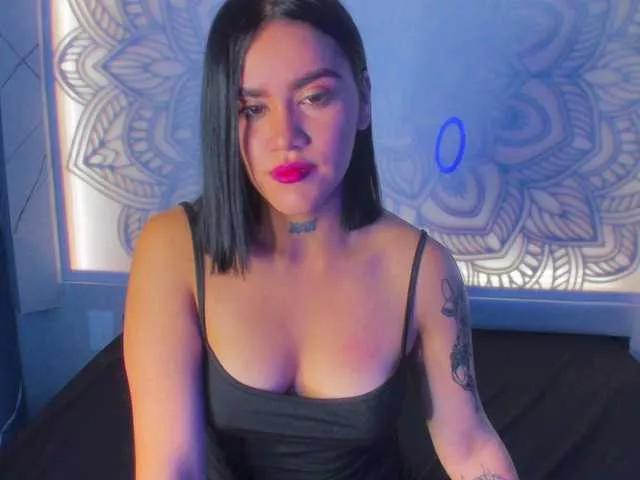 KarlieNaugthy on BongaCams 