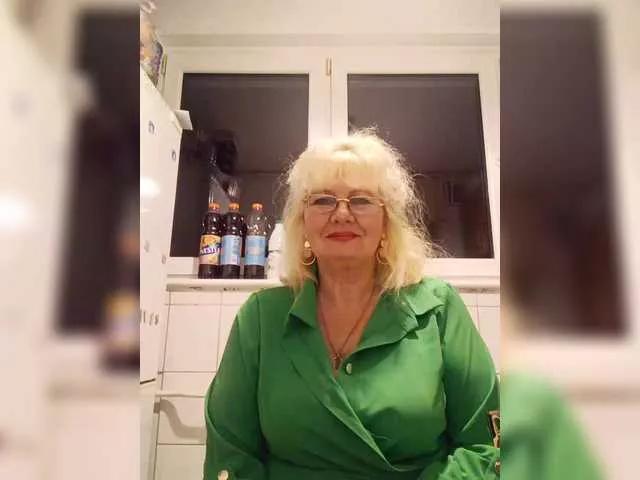 Offline KASANDRABOLOSHKA on BongaCams