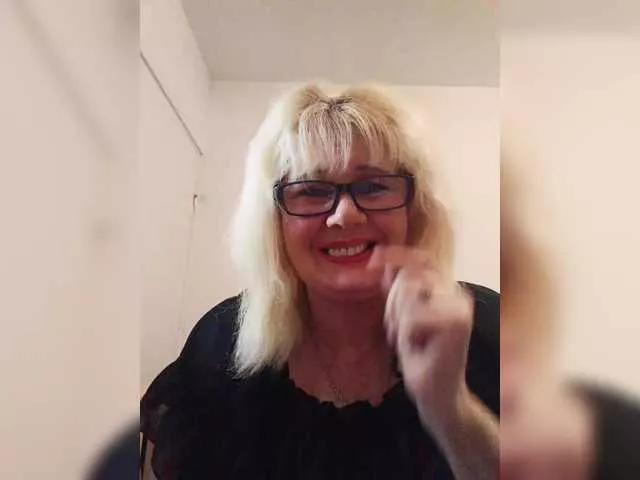 Offline KASANDRABOLOSHKA on BongaCams