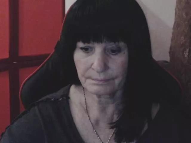 Offline KatarinaGloss on BongaCams