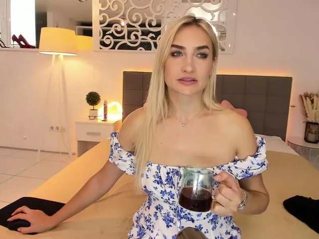 Offline KateOweens on BongaCams