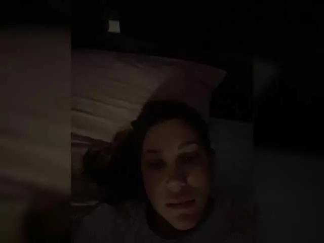 kATTYf on BongaCams 