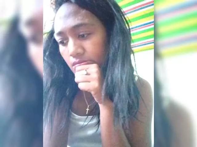 Offline Keirah on BongaCams