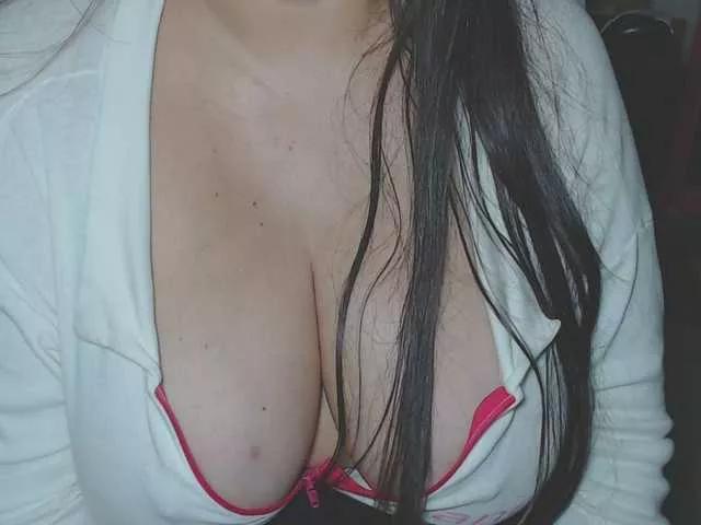 Kellyshowpv on BongaCams 