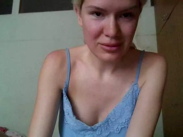 Offline Keylaone on BongaCams