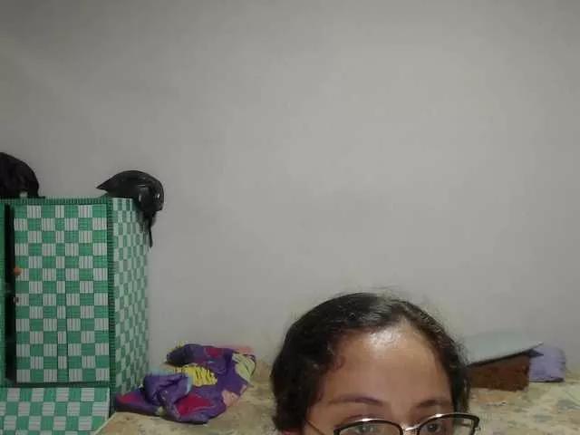 Offline Kimberly96 on BongaCams