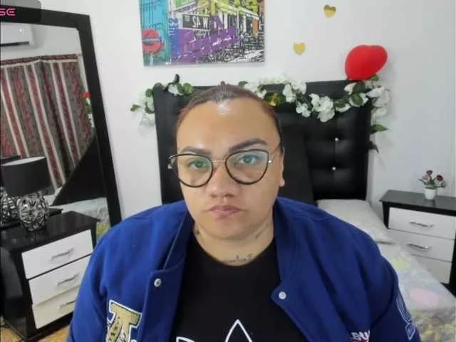 Kimistone on BongaCams 