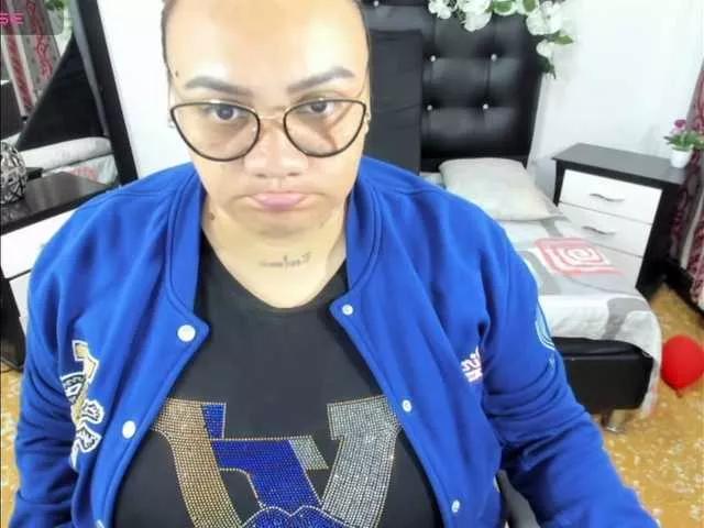 Kimistone on BongaCams 