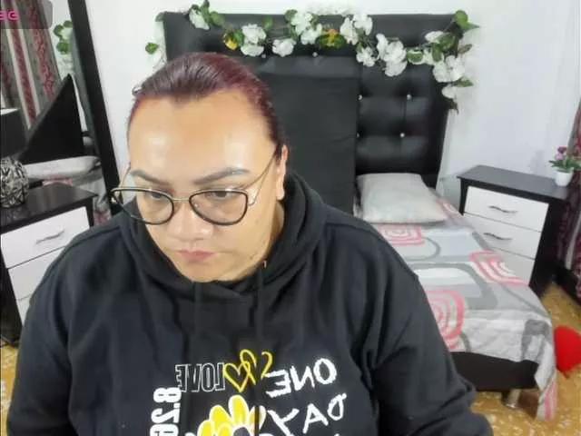 Kimistone on BongaCams 