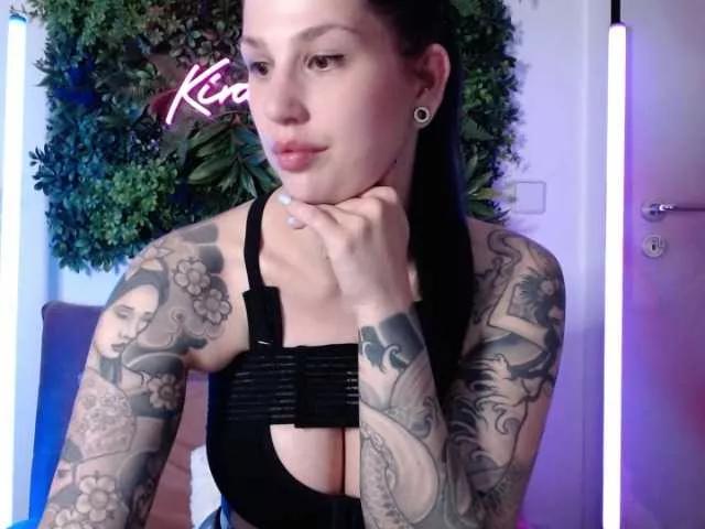 KiraKane on BongaCams 
