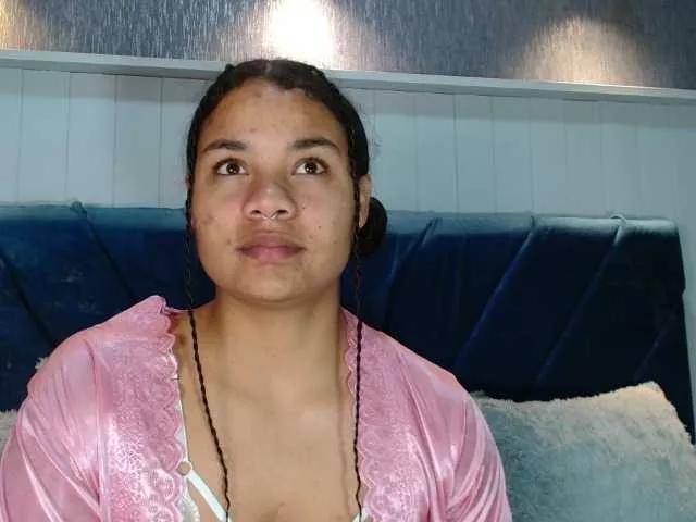 Freechat KittyBrooke on BongaCams