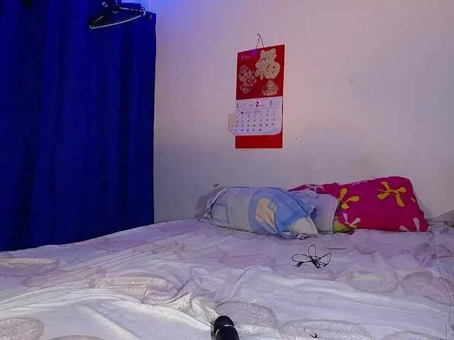 Offline Krystin1 on BongaCams