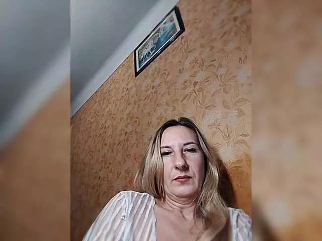 Ksenia333 on BongaCams 