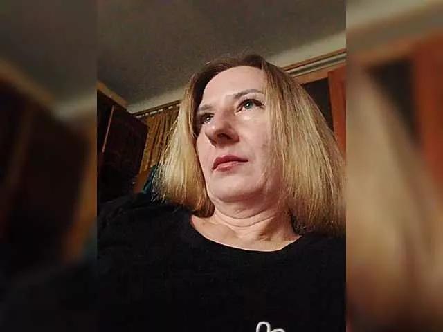 Ksenia333 on BongaCams 