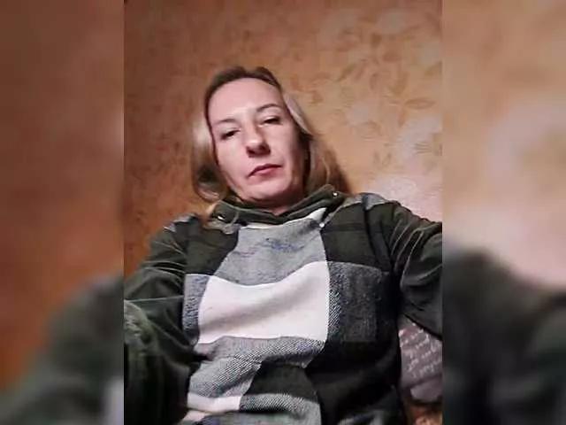 Ksenia333 on BongaCams 