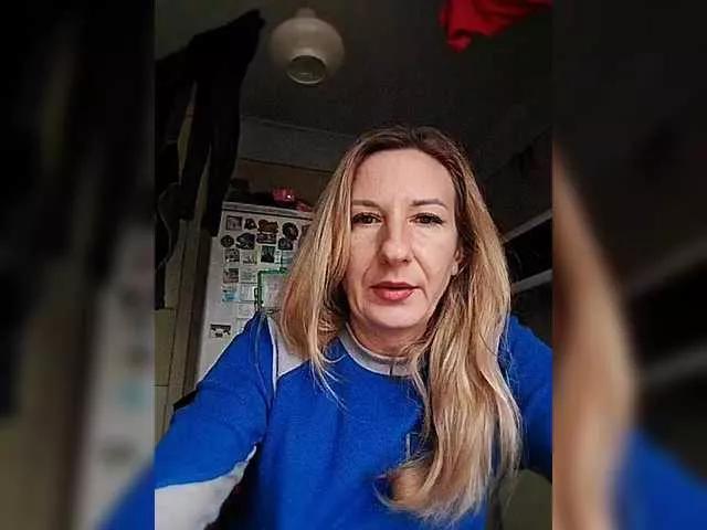 Ksenia333 on BongaCams 