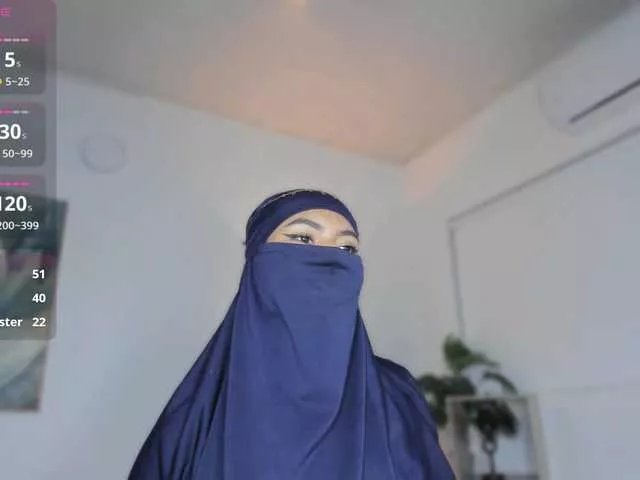 Offline kylie-soraya on BongaCams