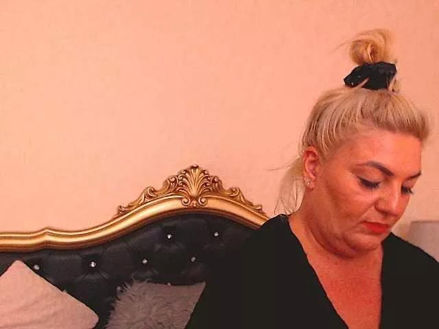 LadyMelanieBBW on BongaCams 