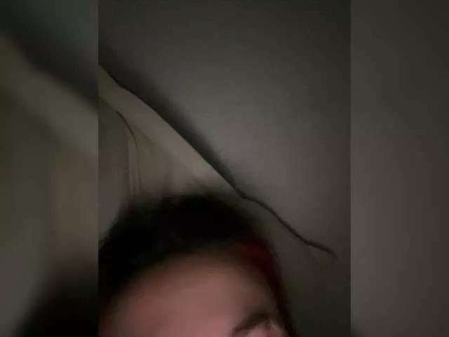 Lalliiii on BongaCams 