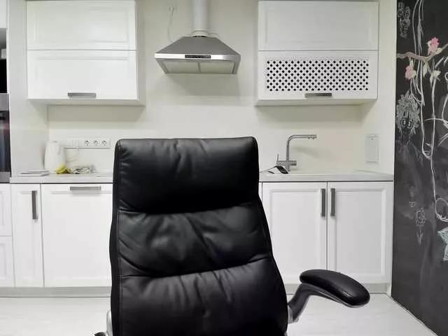 Offline Lana-Rhoades on BongaCams