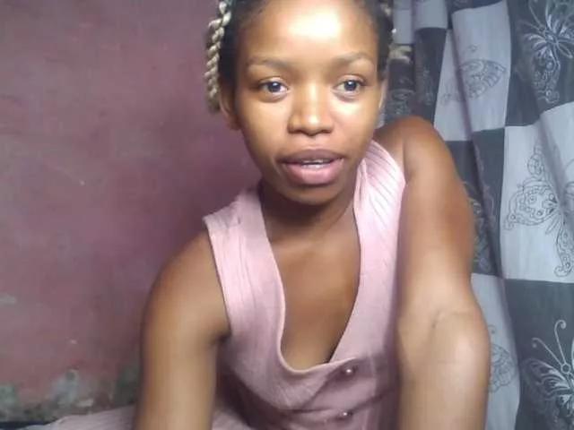 Leuticiah on BongaCams 