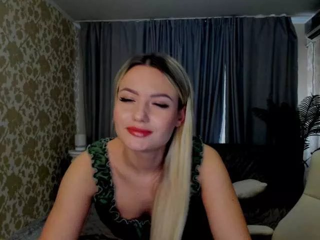 Offline LexiLure on BongaCams