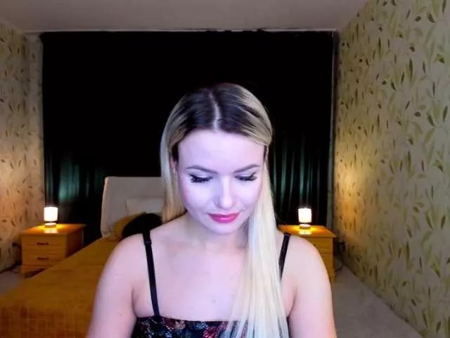 Offline LexiLure on BongaCams