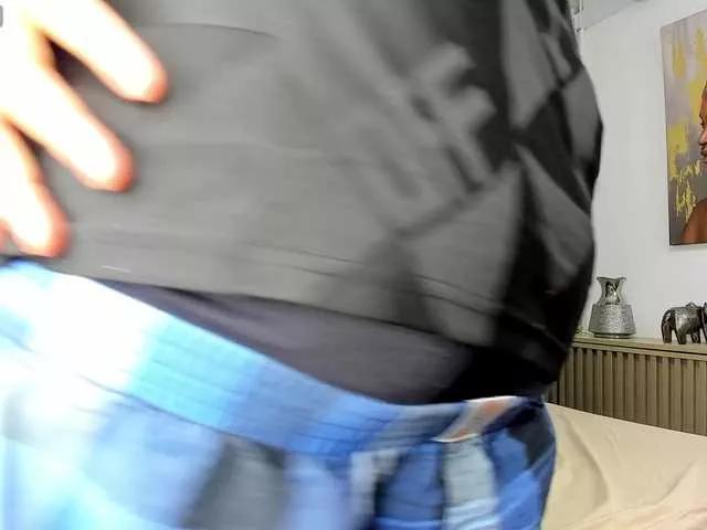 Lila-and-max on BongaCams 