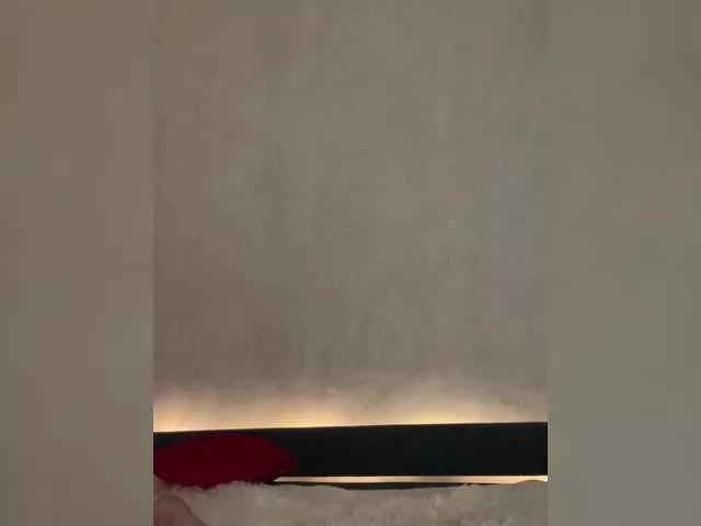 LiLi11a on BongaCams 
