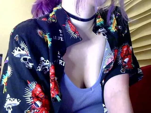 LilianOsbourne on BongaCams 