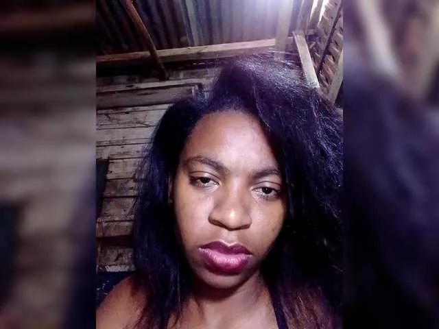 Freechat Lillteblackgirl on BongaCams