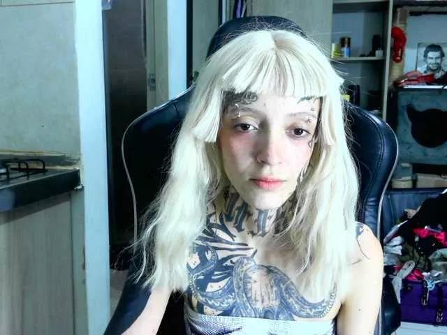 Lilo-taki-tuki on BongaCams