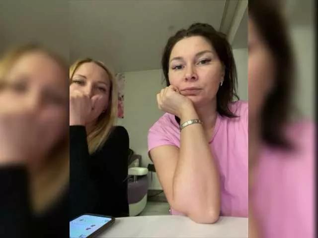 lilu2408 on BongaCams 