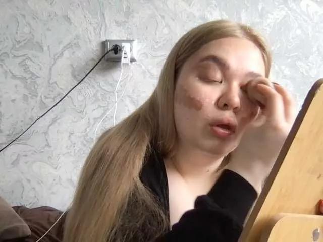 lina-7 on BongaCams 