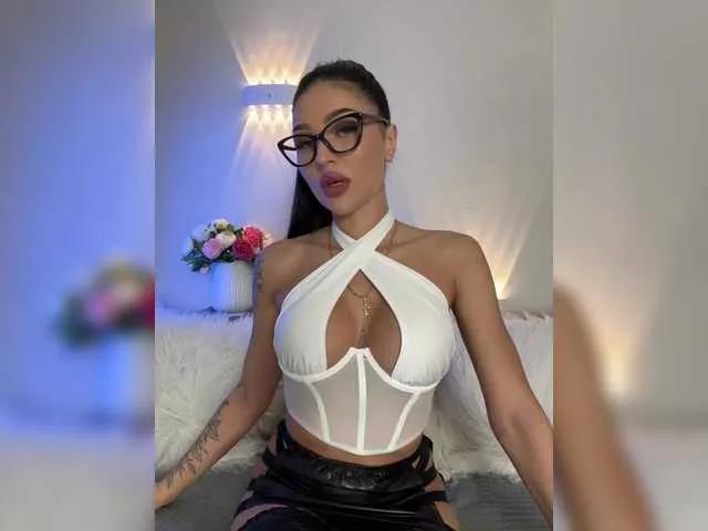 Lina-Star on BongaCams 